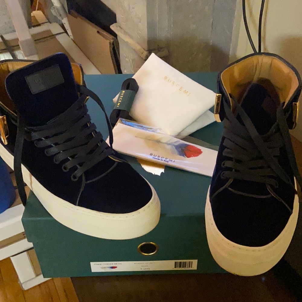 Like new Buscemi Corner Metal navy high top men’s sneakers sz9/42